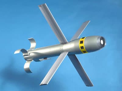 Thủy quân lục chiến Mỹ trang bị…bom cho KC-130J