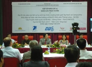 Quảng bá với bạn bè quốc tế về truyền thống văn hoá Việt Nam