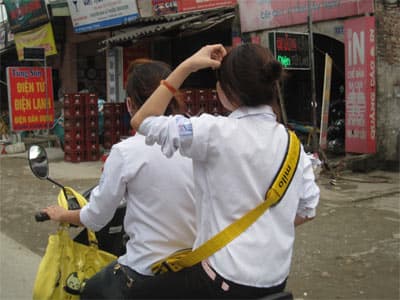 Nhờn luật!