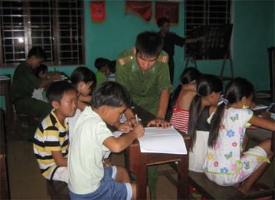 "Gieo chữ" trên đảo Cù Lao Chàm