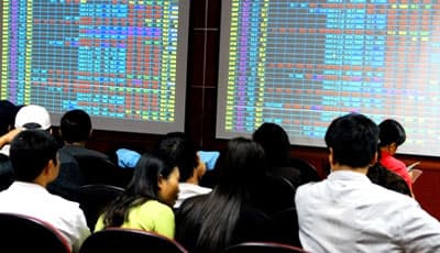 Tăng nhẹ phiên cuối tuần