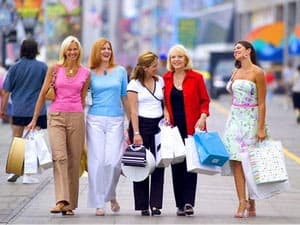 Doanh số bán lẻ và giá tiêu dùng của Mỹ đều tăng