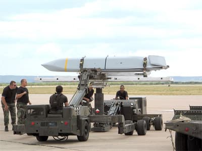 Lockheed Martin phát triển tên lửa đối hạm mới cho hải quân Mỹ