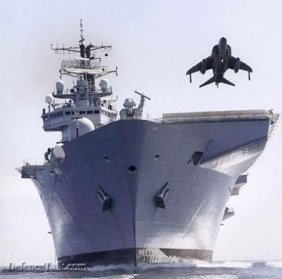 Thương gia Trung Quốc muốn mua tàu sân bay HMS Invincible của Anh?