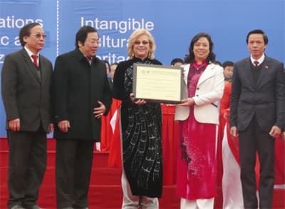 Đón nhận bằng công nhận “Di sản văn hóa phi vật thể đại diện nhân loại” của UNESCO cho hội Gióng
