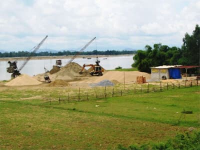 Cần có giải pháp bảo vệ an toàn tuyến đê tả Lam