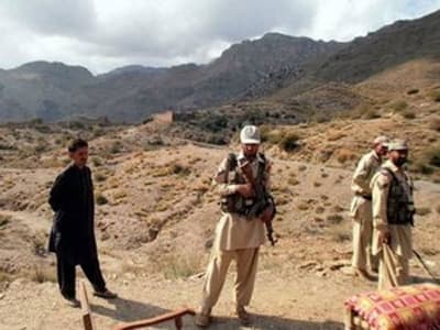 Pakistan xem xét lại mọi quan hệ với Mỹ và NATO