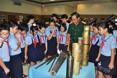Triển lãm một thập kỷ sưu tầm kỷ vật kháng chiến