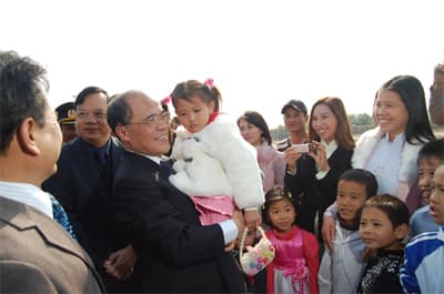 Chủ tịch Quốc hội Nguyễn Sinh Hùng thăm và làm việc tại Hải Phòng