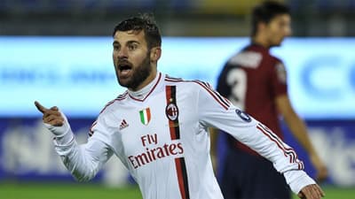 AC Milan lại “trêu đùa” Juve