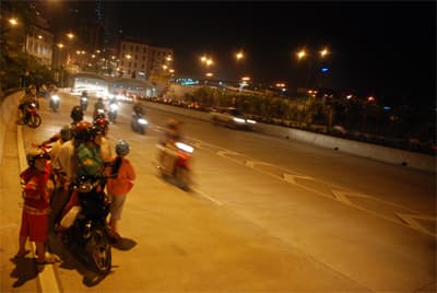 Chấn chỉnh kịp thời việc tụ tập ở hầm Thủ Thiêm