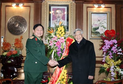 Chúc mừng đồng chí Lê Khả Phiêu tròn 80 tuổi