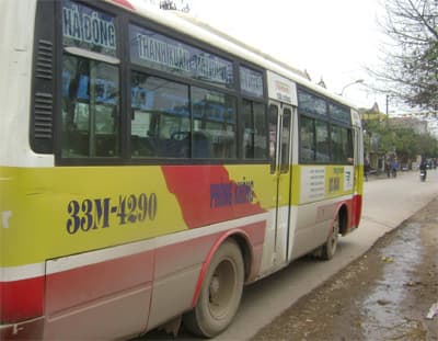 Xe buýt tuyến số 214 vẫn “móc túi” hành khách