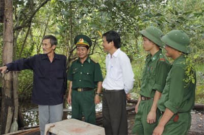 Những căn nhà ấm tình quân dân