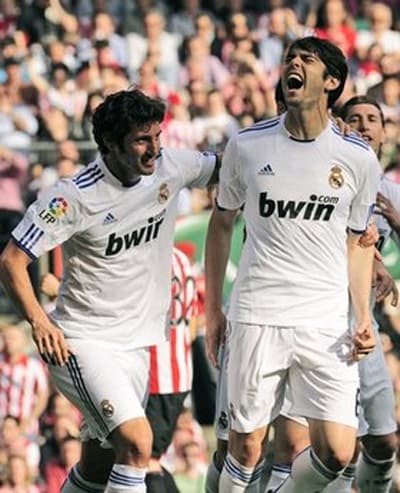 Kaka lập cú đúp, Real đại thắng trên sân của Bilbao