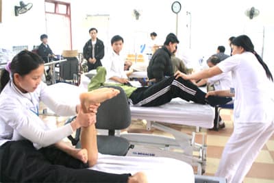 Đến địa chỉ chỉnh hình tin cậy