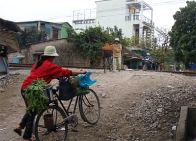 Tử thần rình rập đường ngang dân sinh