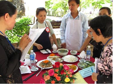 Hội thi “Bữa ăn gia đình hạnh phúc”