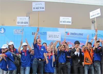 Chung tay tiếp sức mùa thi