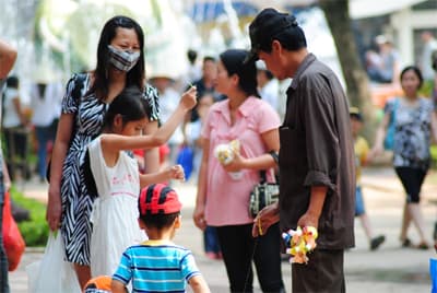 Bắt phải mua hàng?
