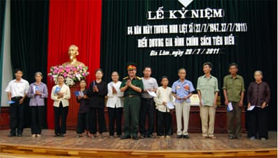 Nhiều hoạt động kỷ niệm ngày Thương binh liệt sỹ