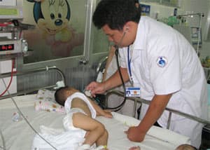 Bộ Y tế chỉ đạo tăng cường phòng chống dịch bệnh tay chân miệng