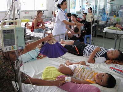 Báo động dịch sốt xuất huyết bùng phát ở phía Bắc