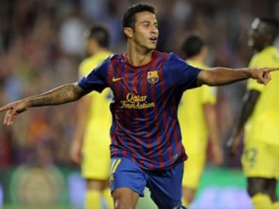 Tân binh đều nổ súng, Barca đè bẹp Tàu ngầm vàng