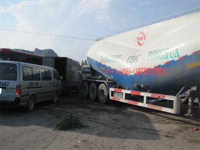 Hai vụ tai nạn liên tiếp, gây ách tắc nghiêm trọng trên Quốc lộ 1A