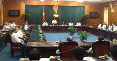 Già làng, trưởng bản là cầu nối giữa chính quyền và nhân dân