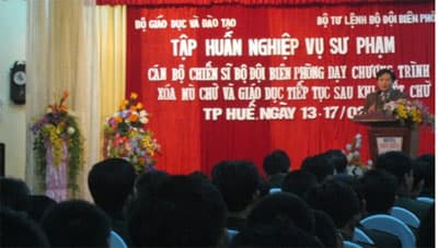 Tập huấn nghiệp vụ sư phạm cho Bộ đội biên phòng dạy xóa mù chữ