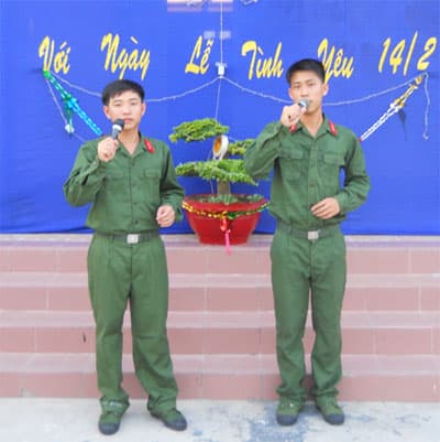 “Vui cùng ngày Lễ tìnhyêu”