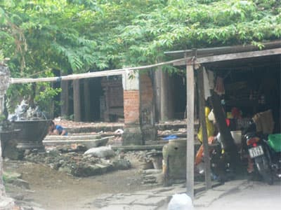Nhiều ngôi đình làng cổ ở TP Huế kêu cứu