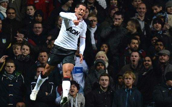 Chicharito tỏa sáng giúp M.U chiến thắng