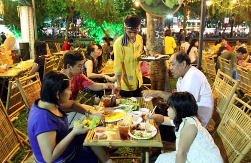 Liên hoan ẩm thực “Món ngon các nước” năm 2012
