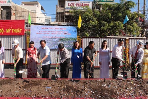 Khởi công cầu vượt Lăng Cha Cả