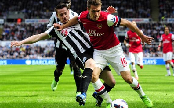 Arsenal giành vé dự Champions League
