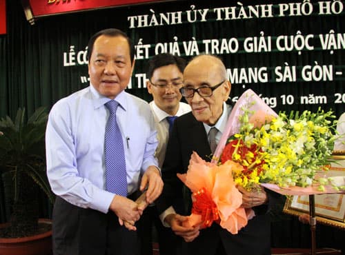 Công bố và trao giải cho 7 tác phẩm xuất sắc nhất