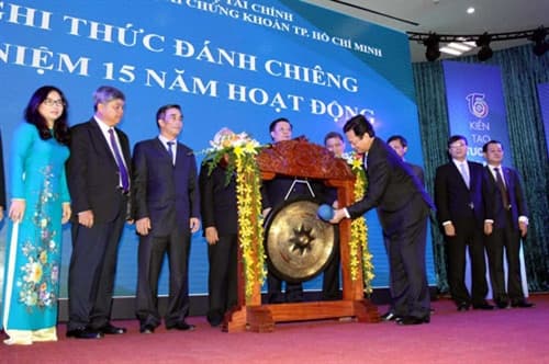 Thủ tướng Nguyễn Tấn Dũng dự lễ kỷ niệm 15 năm hoạt động của HOSE