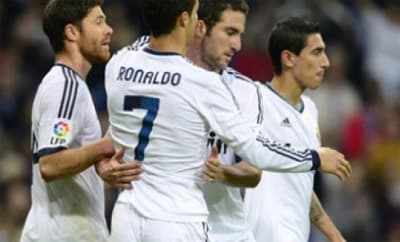 Higuain và Ronaldo thay nhau "đốt lưới" Mallorca