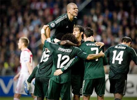CR7 thăng hoa cùng Real, Balotelli cứu thua ManCity