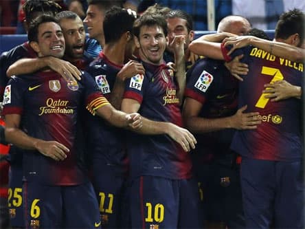 Barca thắng ngược ngoạn mục trên sân khách