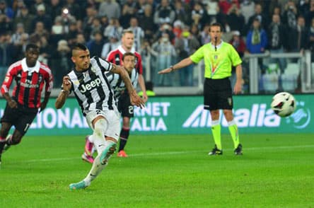 Vòng 33 Serie A: “Ông lớn” chật vật thắng