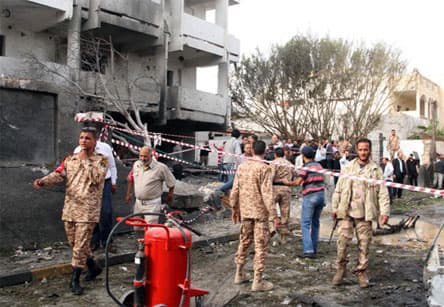 Anh tạm thời đóng cửa Đại sứ quán tại Libya