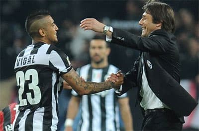 Vòng 34 Serie A: “Lão bà” chỉ còn cách Scudetto 1 điểm