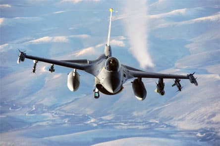 Iraq chi thêm 830 triệu USD cho “chim ưng” F-16