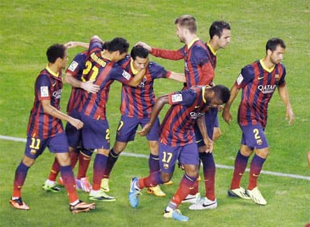 “Đêm diễn” của Pedro, Barca thắng tưng bừng