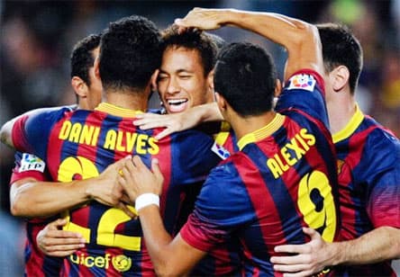 Neymar “nổ súng”, Barca nối dài mạch thắng
