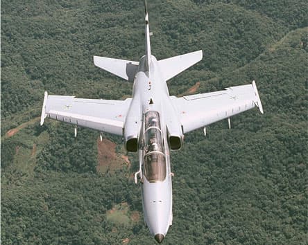 Brazil tiếp nhận cường kích cơ nâng cấp A-1M đầu tiên