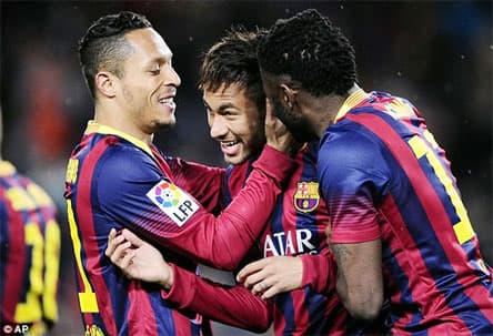 Vòng 30 La Liga: Real thất thủ, Barca thắng tưng bừng